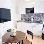 Apartamento Free Parking With Grand Terrace *