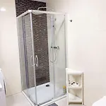 Free Parking With Grand Terrace Apartamento Praga